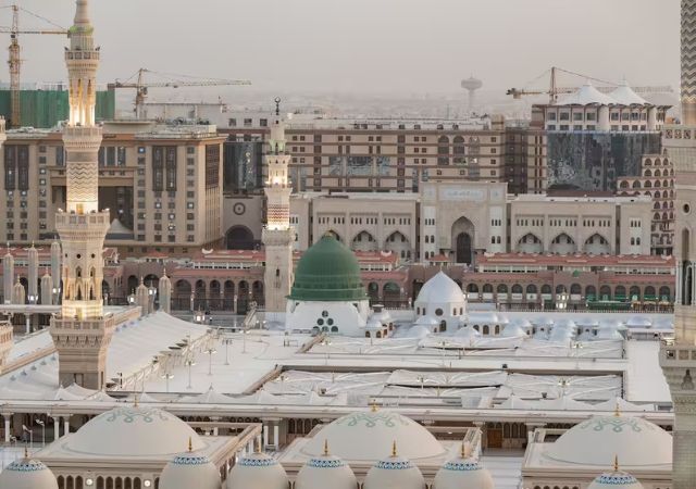 -star hotels for Umrah uk